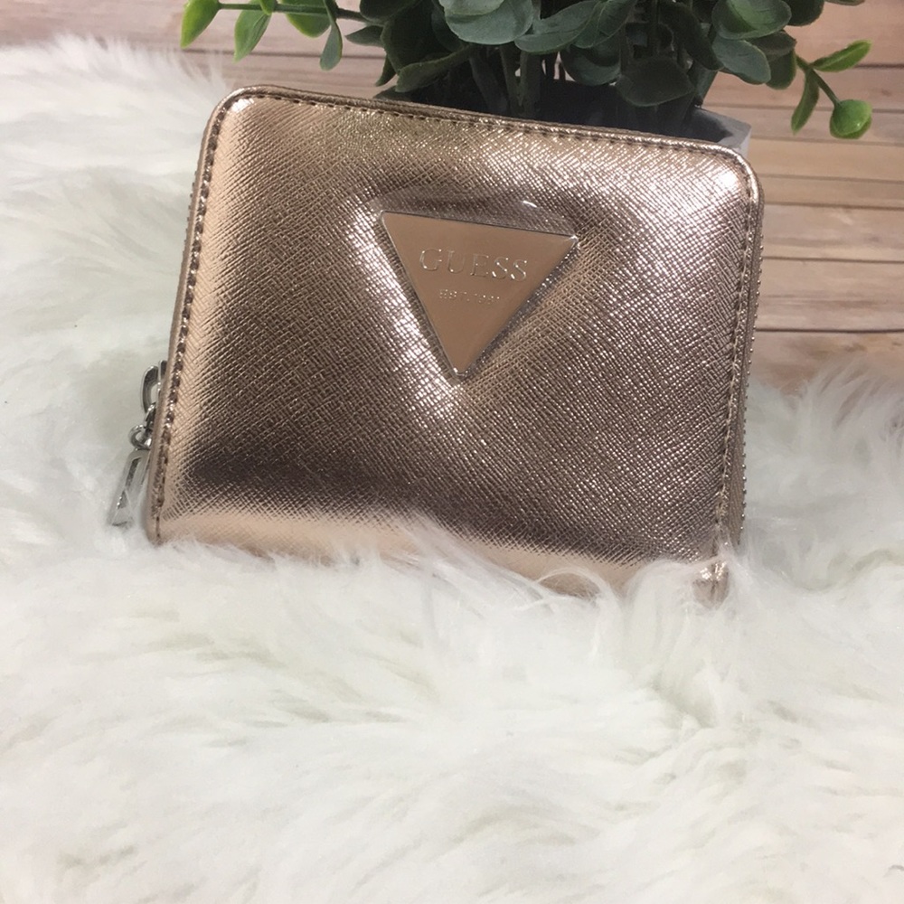 Guess Wallet